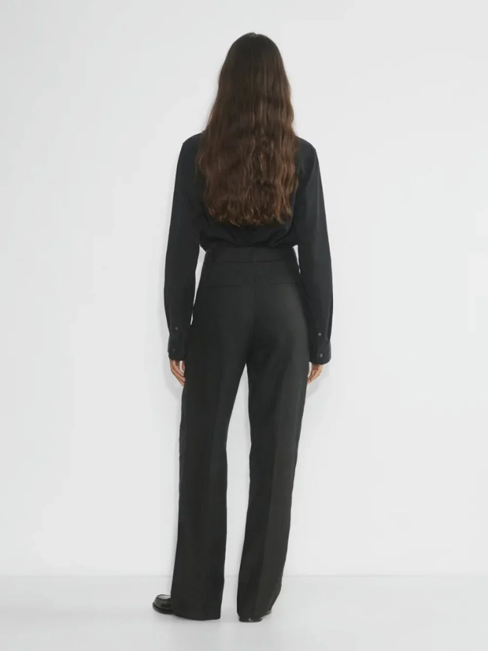 Aritzia Effortless Pant Linen Black